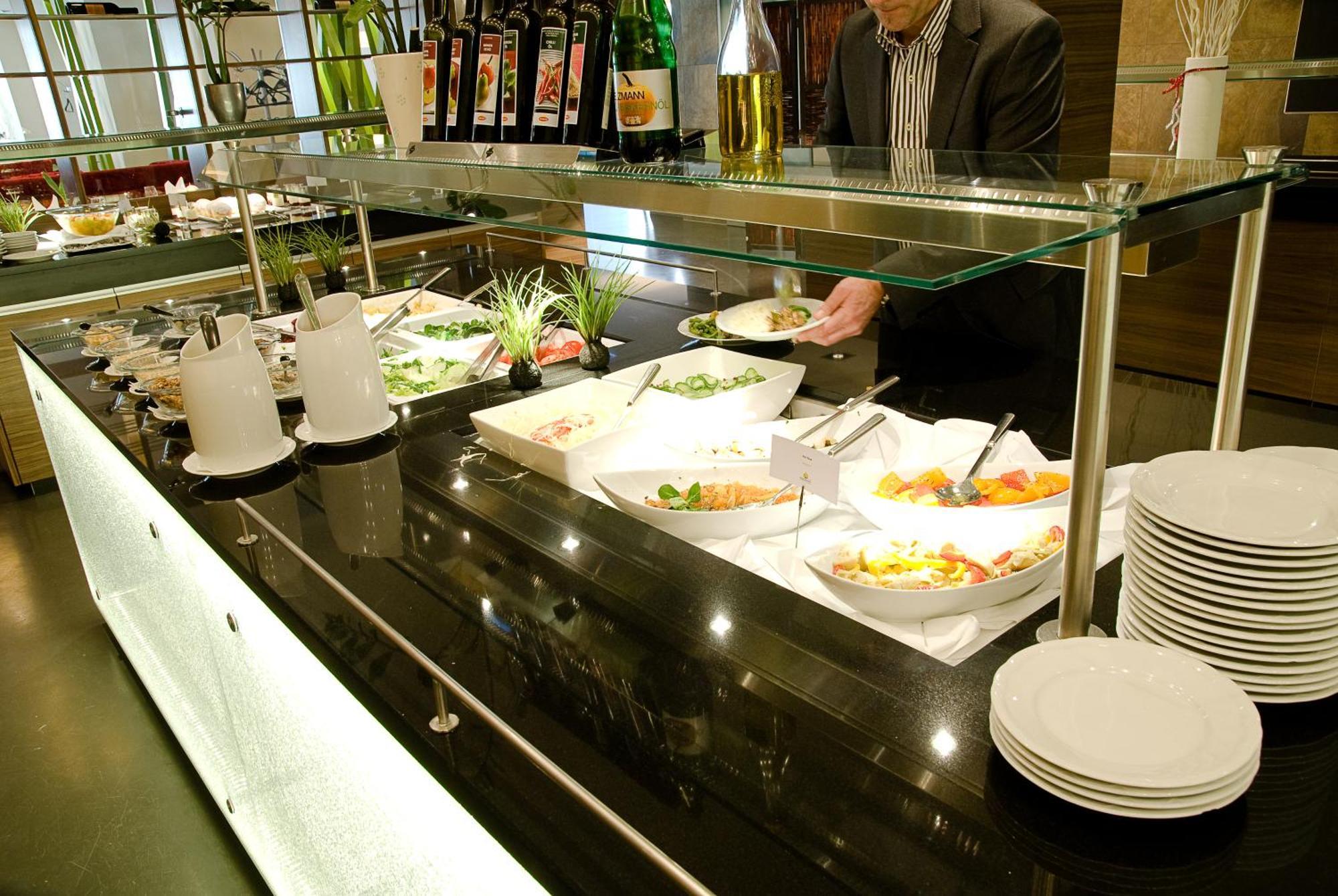 科梅特酒店 巴登 外观 照片
